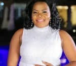 Uwamenyekanye mu ndirimbo “Yesu Beera Nange” yashinze itorero muri Canada