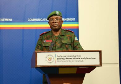 Umuvugizi wa FARDC Jenerali Sylvain Ekenge yahagaritswe