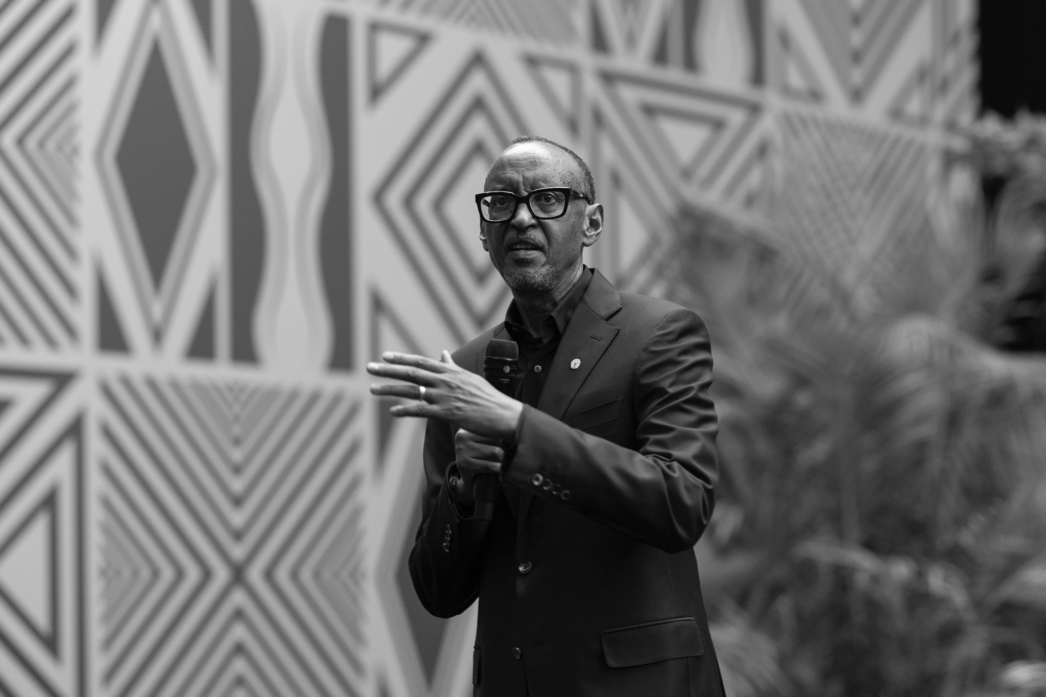 Perezida Kagame yatanze umukoro ukomeye ku rubyiruko rw’u Rwanda