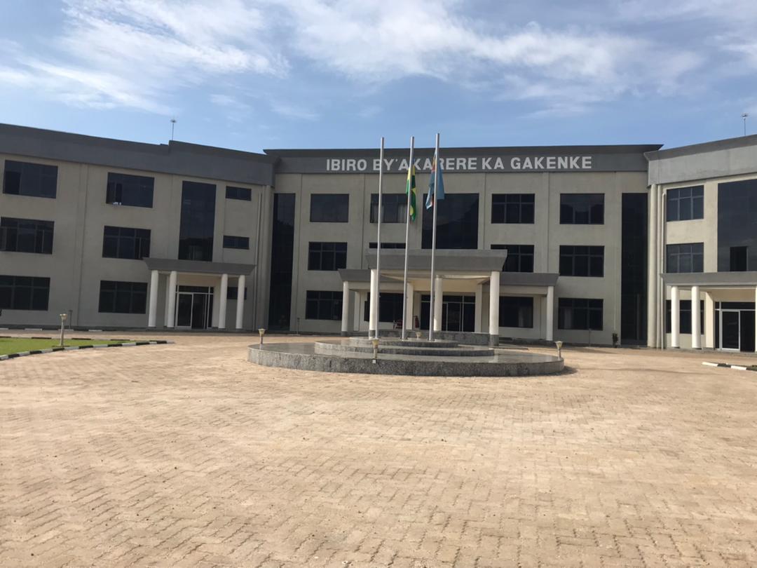 Gakenke: Abagizi ba nabi bishe umumotari bamuzirika ku giti acuritse