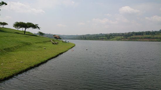 Umwana w’imyaka 12 yarohamye muri Muhazi ahita apfa