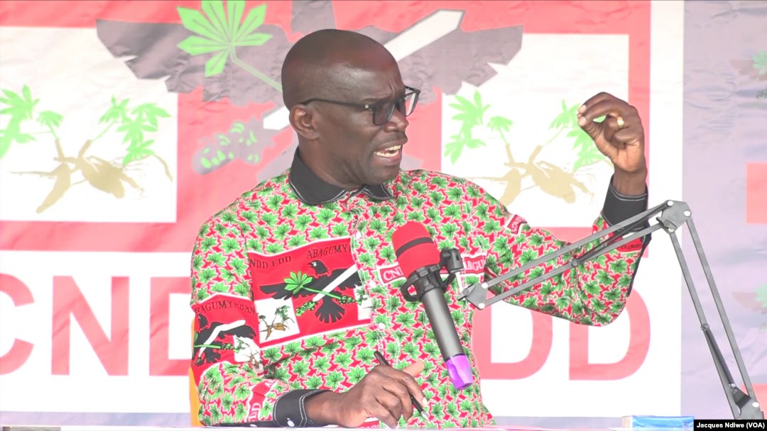 Reverien Ndikuriyo abaye uwa mbere ugiye kuyobora CNDD-FDD manda ebyiri