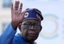 Perezida Tinubu wa Nigeria ‘ameze neza’ nyuma yo kugwa hasi arimo kwakirwa muri Turkiya