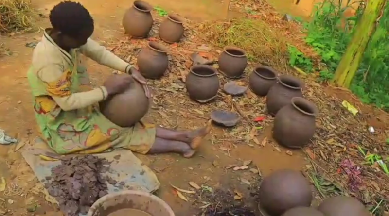 Inkono imwe ni 200FRw; icyo abasigajwe inyuma n’amateka bo mu Bweyeye basaba leta