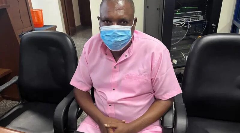 Vincent Murekezi uregwa Jenoside yakorewe Abatutsi yasutse amarira mu rukiko ashinja umunyamategeko we kumuhemukira