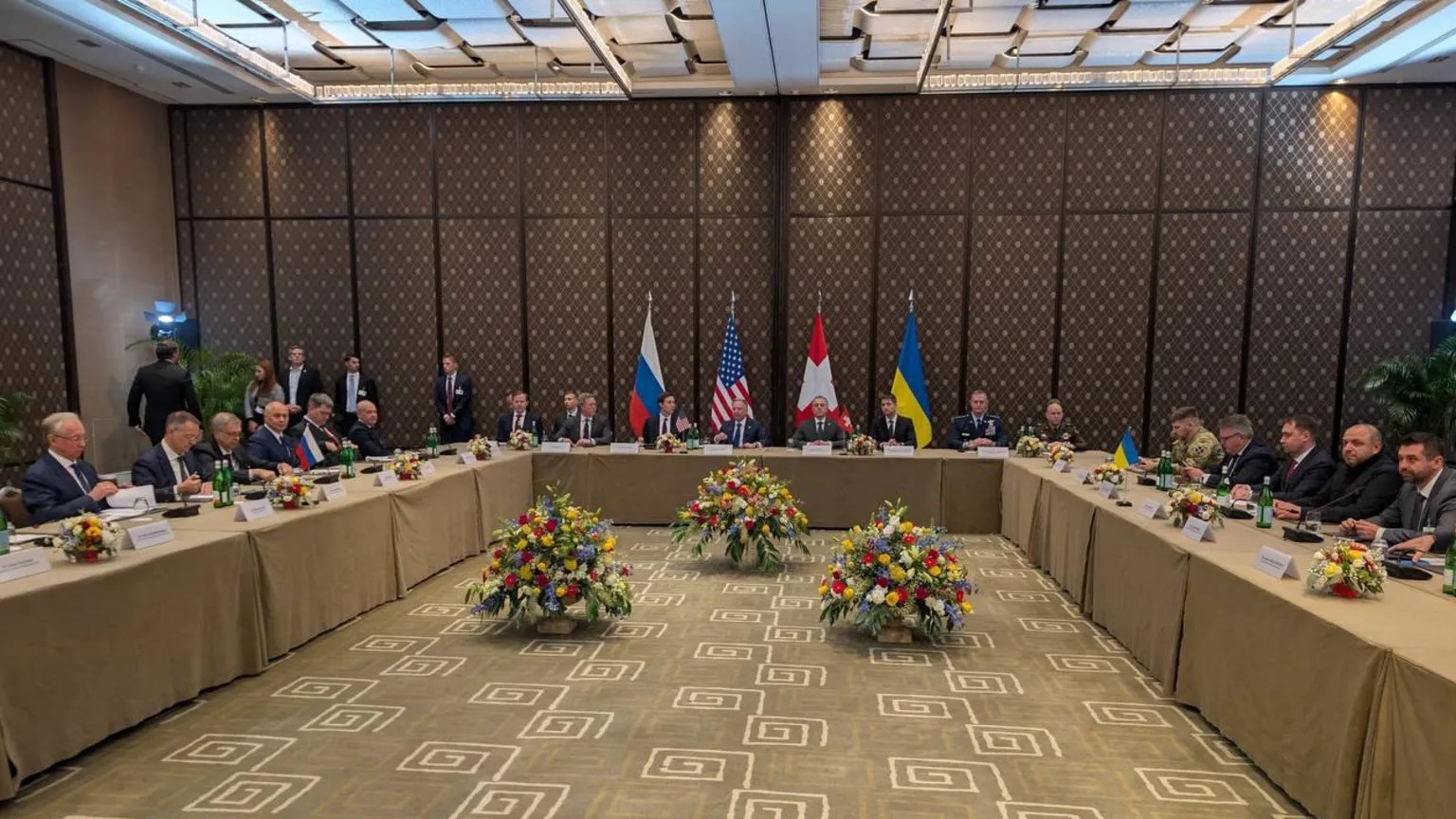 Ibiganiro bya mbere by’Uburusiya na Ukraine byabereye i Genève byarangiye bifashe ubusa