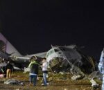 Abantu 20 bapfiriye mu mpanuka y’indege ya gisirikare yari itwaye amafaranga