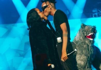 Juno Kizigenza yongeye kuvuga ku rukundo rwe na Ariel Wayz