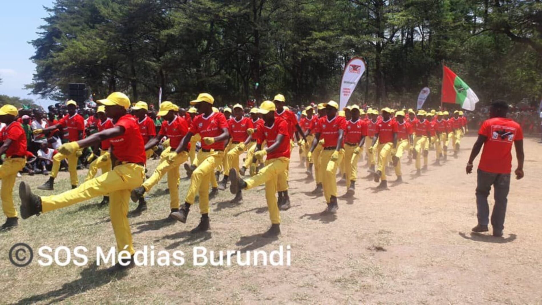 Hari abazungu bari gutoza Imbonerakure n’abarwanyi bavuga Ikinyarwanda muri Kibira
