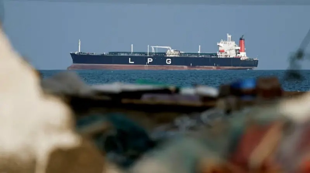 Iran iri kunoza uburyo bwo kwishyuza abanyura mu muhora wa Hormuz