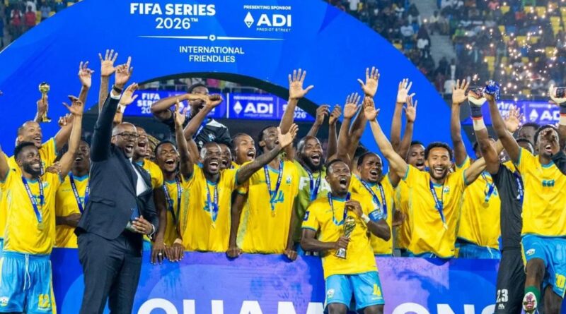 Imbere ya Perezida Kagame Amavubi yegukanye igikombe cya gatatu mu mateka yayo