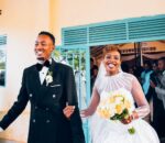 Mu mafoto Clapton Kibonge yasabye anakwa n’umugore we babyaranye gatatu