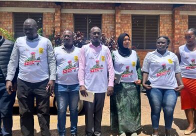 Abakunzi ba Gen Muhoozi bamwifurije isabukuru nziza mu birori n’amasengesho