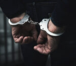 Abanditsi b’inkiko babiri batawe muri yombi bakurikiranyweho kwivugana mugenzi wa bo