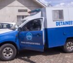 Nyanza:Umwarimu afunze azira kwiguriza ibihumbi 75Frw kuri telefone ya mugenzi we