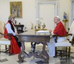 Umuyobozi w’Itorero Angilikani ku rwego rw’isi yasuye Papa Leo XIV baranasengana