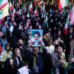 Imbaga y’Abanya-Iran yateraniye i Tehran mu kwishimira agahenge