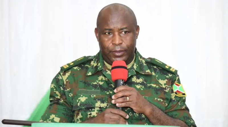 Perezida Ndayishimiye yakoze impinduka mu buyobozi bw’igisirikare cy’u Burundi