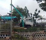 Musanze:Umushoferi yataye umuhanda agonga urupangu rw’Akarere