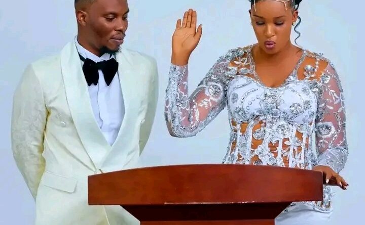 “Sinakemera ko umugabo wanjye ahobera abakobwa uko yishakiye” – Micky wa AG Promoter