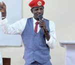Uganda: Umwe mu banyarwenya bakomeye yarahiye kutazigera ataramira Museveni cyangwa Muhoozi