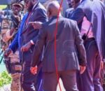 Umurinzi wa Perezida Salva Kiir yaciriweho ikoti ubwo yari amuherekeje mu irahira rya Museveni