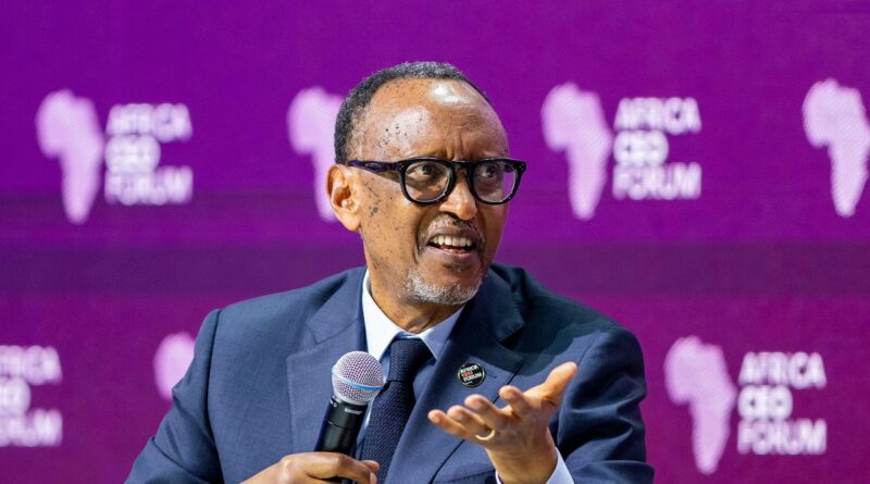 “Ibihano biratubabaza, ariko twababara kurushaho tutakoze ibyo dukora” – Perezida Kagame