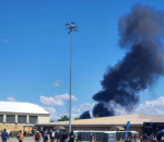 Indege ebyiri z’intambara z’Amerika zagonganiye mu kirere umuriro uraka