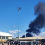 Indege ebyiri z’intambara z’Amerika zagonganiye mu kirere umuriro uraka