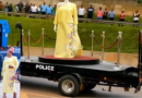 Ikanzu y’akataraboneka y’Anita Among iri mu maboko ya Polisi