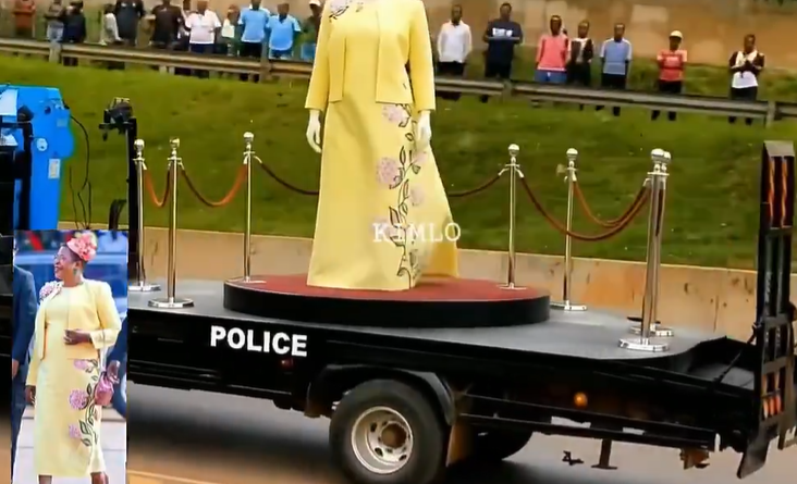 Ikanzu y’akataraboneka y’Anita Among iri mu maboko ya Polisi