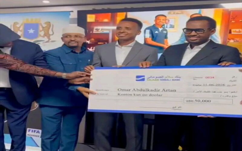 Wa musifuzi wangiwe kwinjira muri Amerika yahawe impano y’arenga miliyoni 73Frw