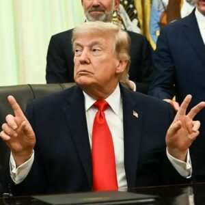 Isi yongeye guhumeka, Trump yisubiyeho