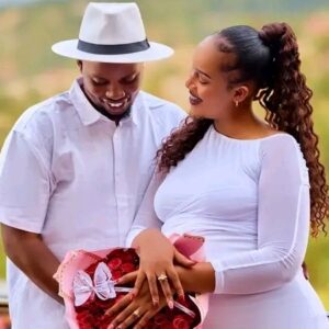 Icyatumye AG Promoter yongera kwambika impeta Micky (Amafoto)