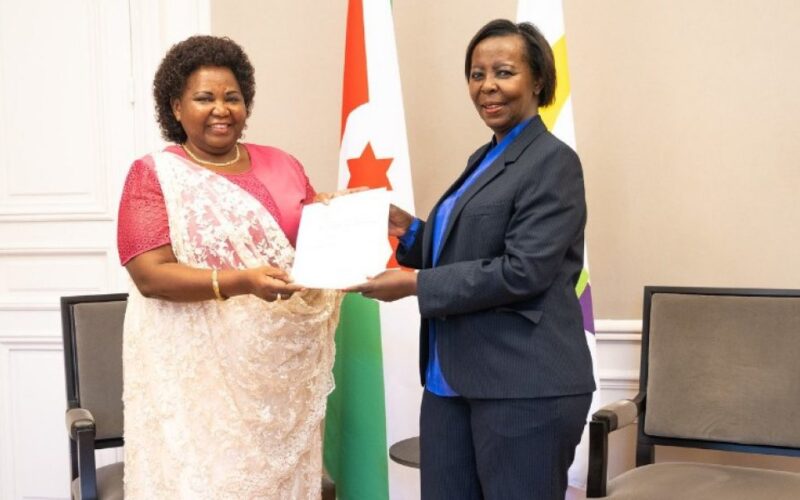 U Burundi bwahamagaje ambasaderi wabwo nyuma yo guhura na Louise Mushikiwabo