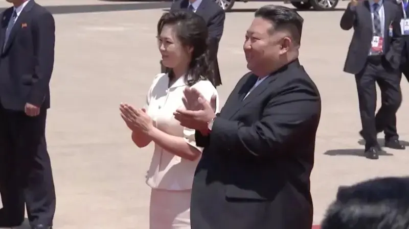 Perezida w’Ubushinwa yasuye Koreya ya Ruguru
