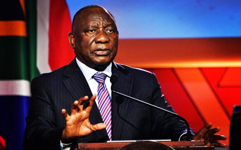Ramaphosa yaburiye abarwanya abimukira