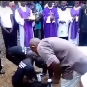 Umuco udasanzwe wo gushyingura abakuru muri Kenya (Videwo)