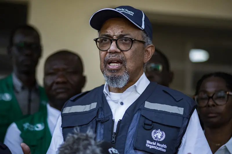 OMS yasabye Uganda gufungura umupaka uyihuza na Congo