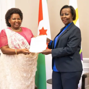 Gutumizwa bwangu, nta ho bihuriye no guhura na Mushikiwabo