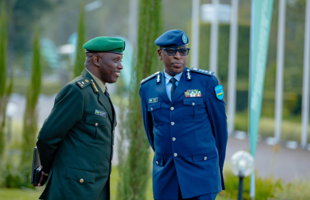 Nyakinama: Abofisiye bakuru bagiye gusoza amasomo