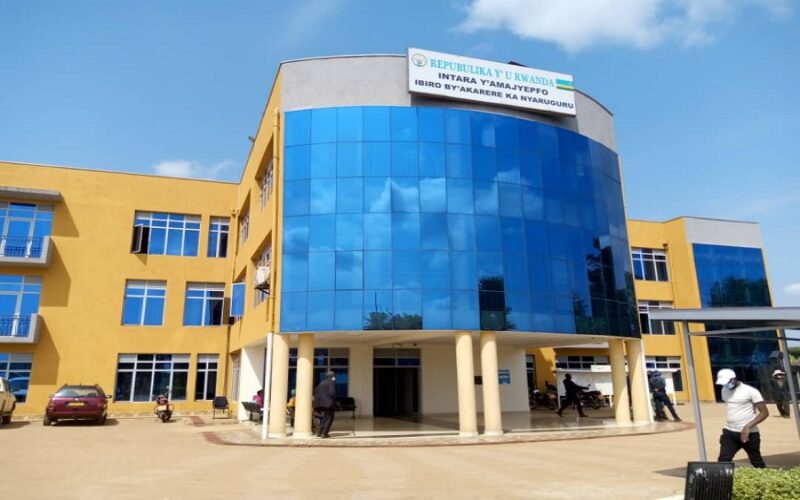 Nyaruguru hadutse umuco w’abagabo bata ingo zabo bagashaka abagore bakize