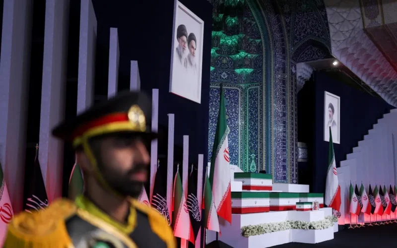 Irani igiye gushyingura Ayatollah mu muhango uzamara icyumweru