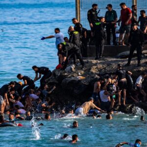 Abimukira bapfiriye mu nyanja bajya muri Espagne