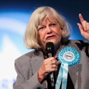 Urupfu rwa Ann Widdecombe rwashenguye benshi