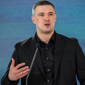 Fedorov yahagurukiye Zelensky asaba amatora muri Ukraine