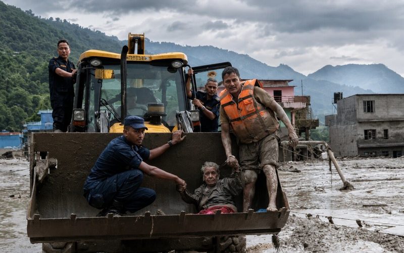 Umwuzure wahitanye 165 muri Nepal, abarenga 1000 baburirwa irengero