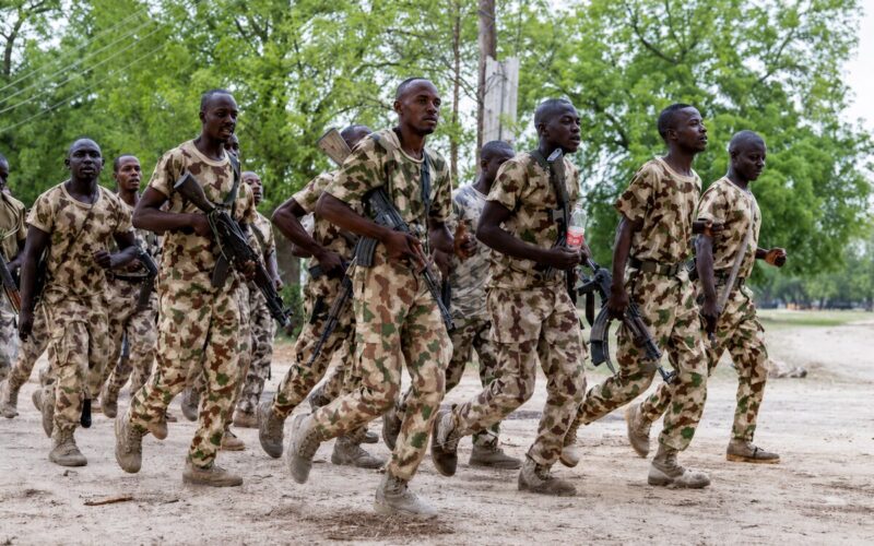 Nigeria: Umushahara w’umusirikare wo hasi wikubye hafi kane