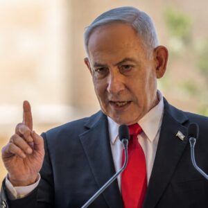 Netanyahu yibasiye Ubwongereza