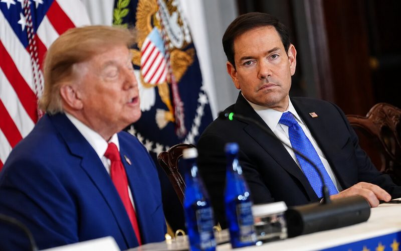 Urukiko rwahagaritse icyemezo cya Trump kuri viza